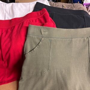 5- Croft & Barrow Women's Shorts Skorts - Red, Black, White , Moss Green